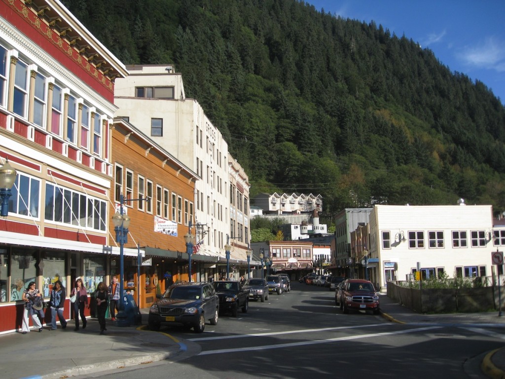 Juneau Charter services at competitive rates along with the Prompt Bus